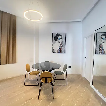 Appartamento Luxury Pool Apartament Americas